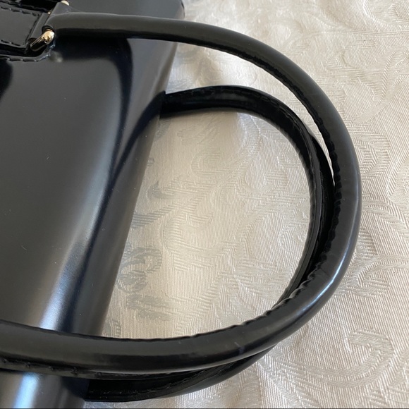 GUCCI Black Patent leather buckle bow Large Tote Bag - Picture 10 of 16